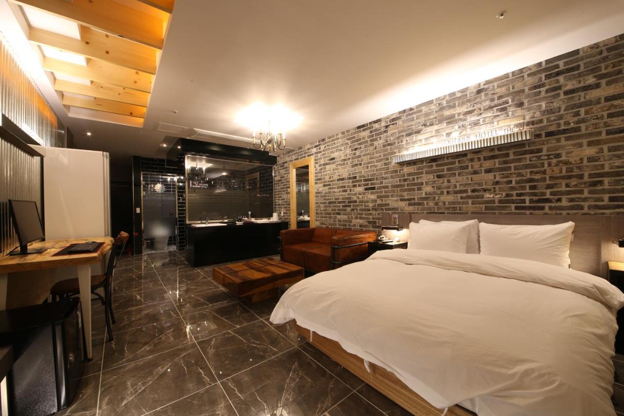 The J Hotel Daegu Exterior foto