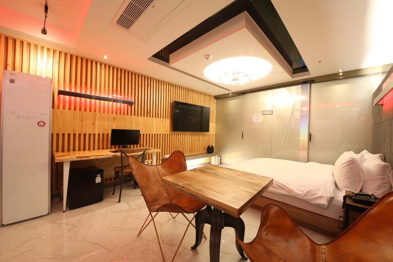 The J Hotel Daegu Exterior foto