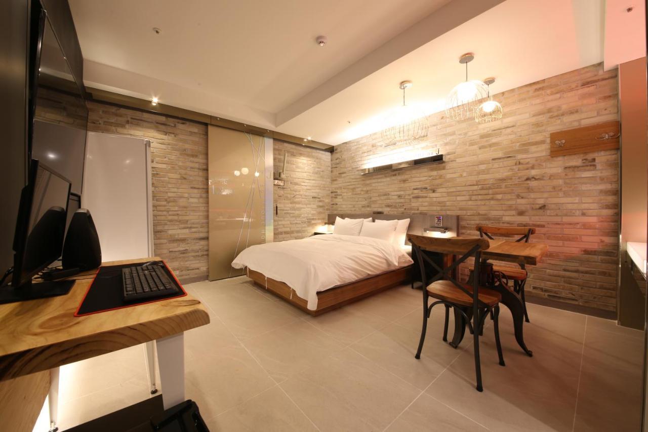 The J Hotel Daegu Exterior foto